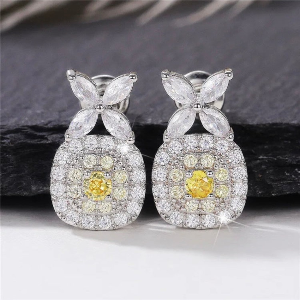 Swarovski elements earrings with topaz crystal inside